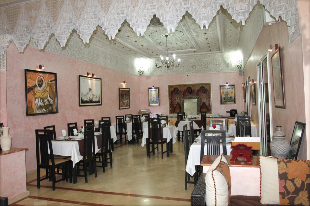 Al Jasira Hotel Эс-Сувейра Экстерьер фото
