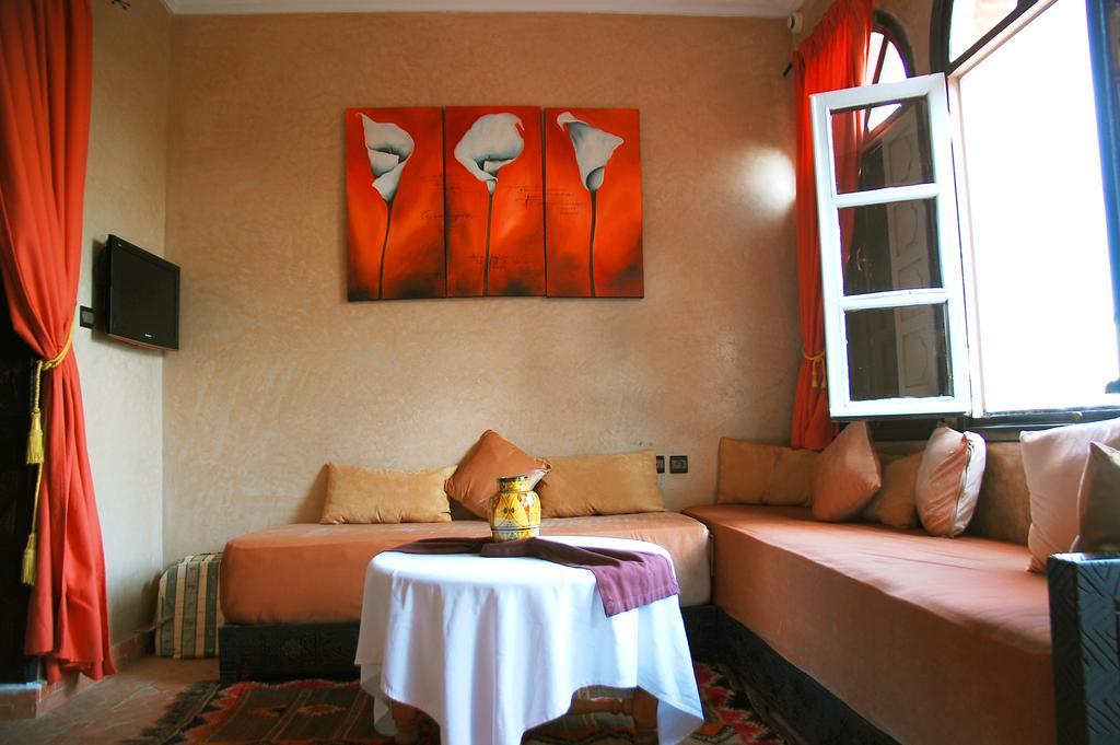 Al Jasira Hotel Эс-Сувейра Экстерьер фото