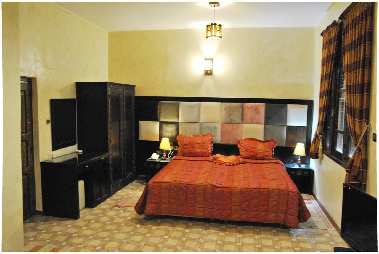 Al Jasira Hotel Эс-Сувейра Экстерьер фото