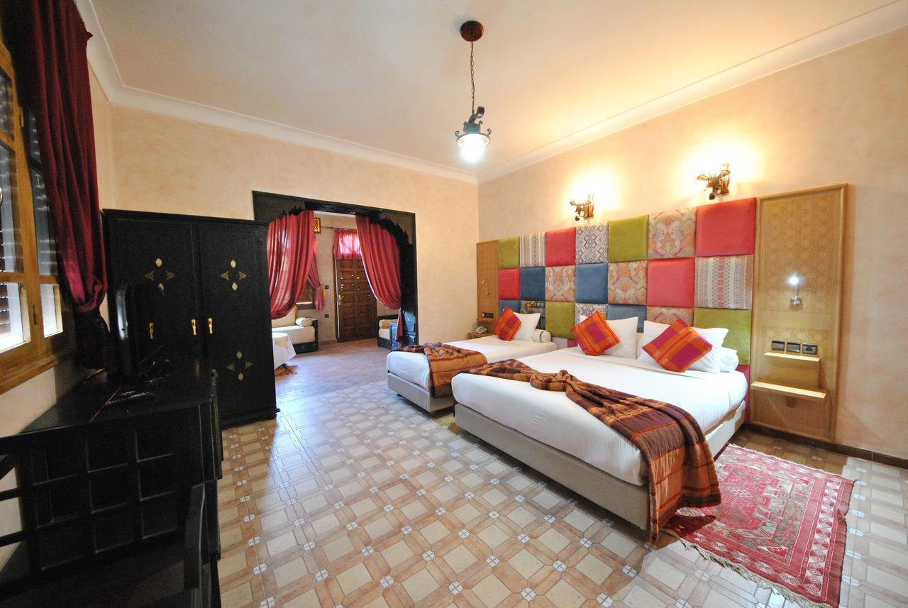 Al Jasira Hotel Эс-Сувейра Экстерьер фото